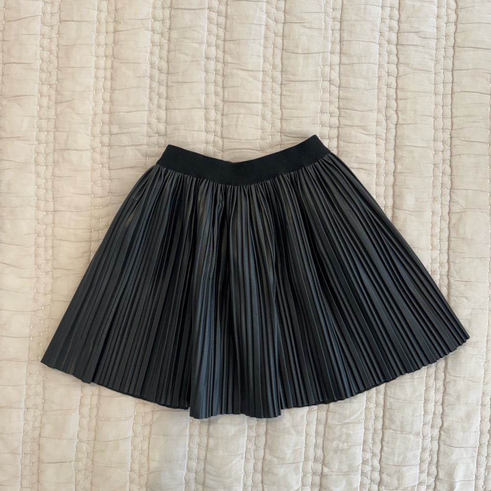 EMC - Size 6 - Girls Italian vegan leather pleated skirt
